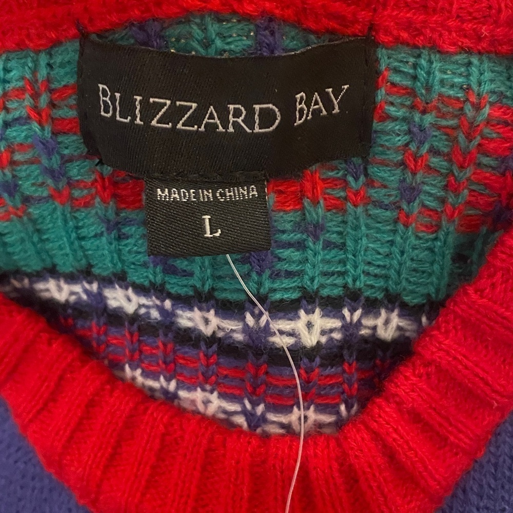 Men’s Christmas Sweater Beer Holding Ugly Christmas Sweater New size large - Picture 11 of 12